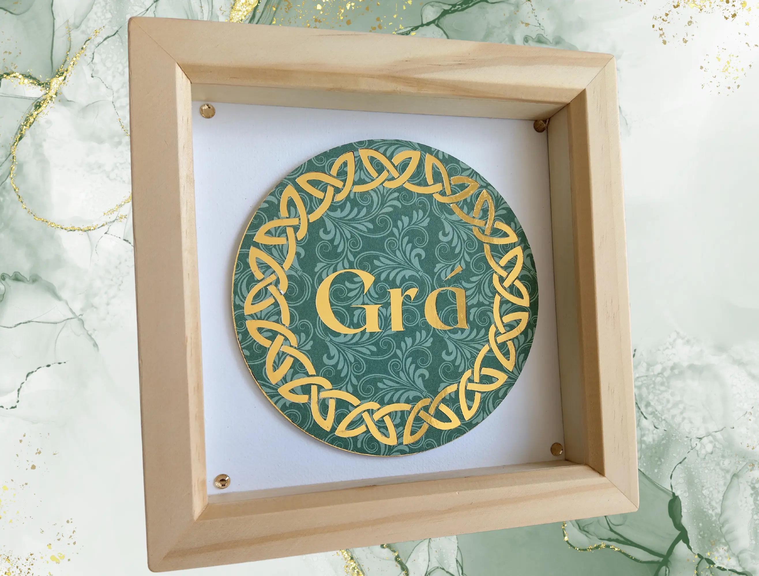 Modern irish gra love green gold 3d framed art